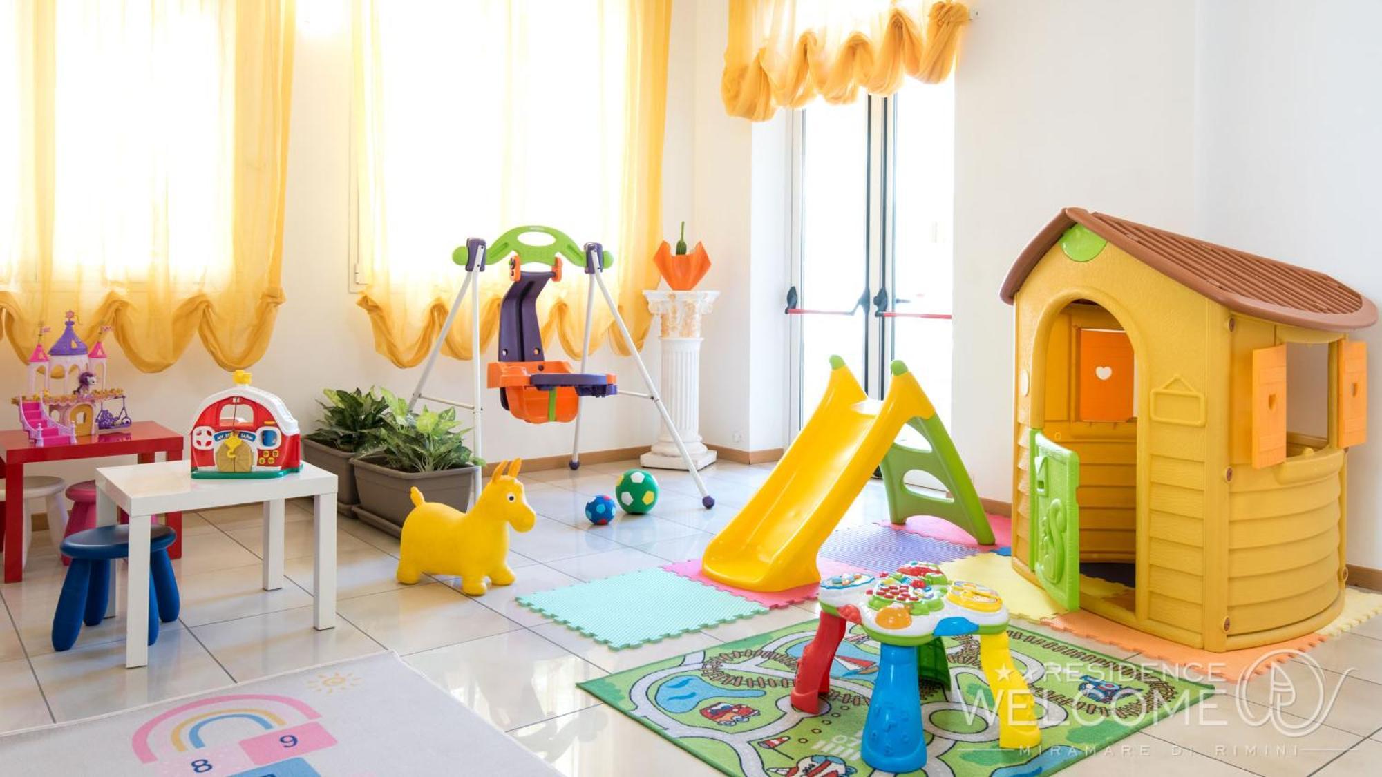 Welcome Residence Per Famiglie Римини Екстериор снимка