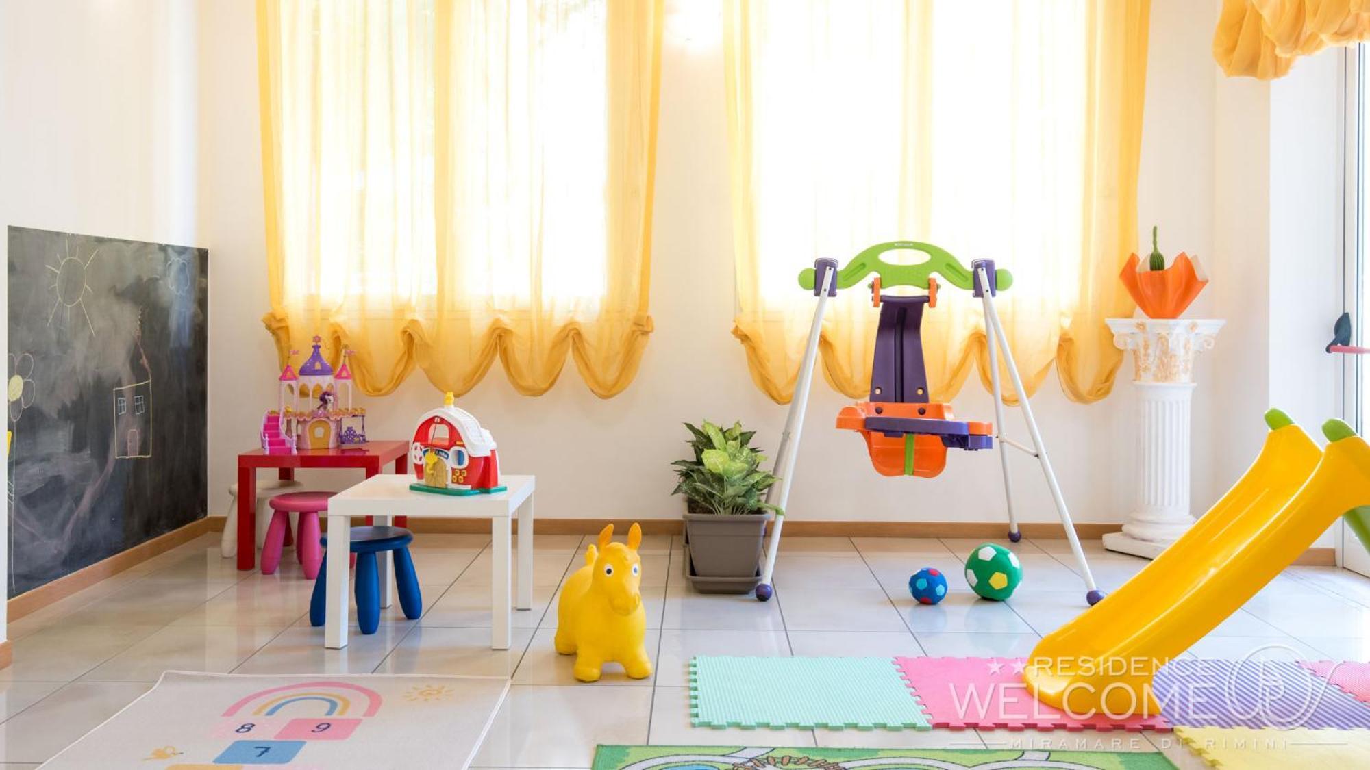 Welcome Residence Per Famiglie Римини Екстериор снимка