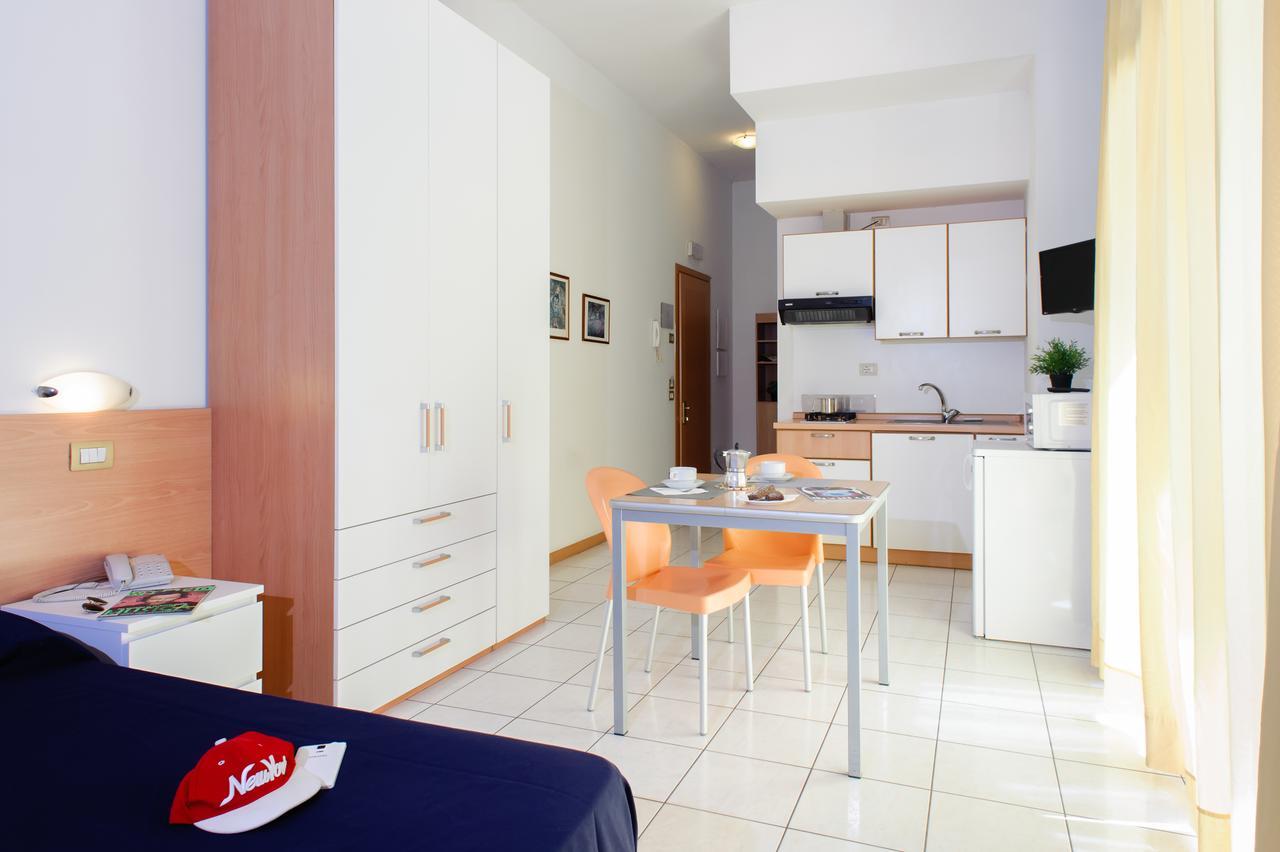 Welcome Residence Per Famiglie Римини Екстериор снимка